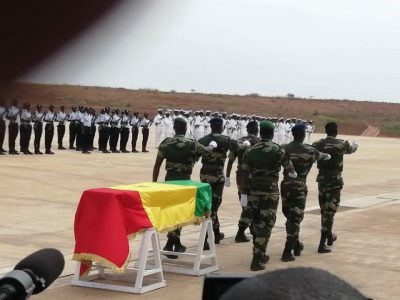 Arrivée de la dépouille de OTD : L'hommage national a débuté à l'instant