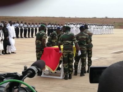 Arrivée de la dépouille de OTD : L'hommage national a débuté à l'instant