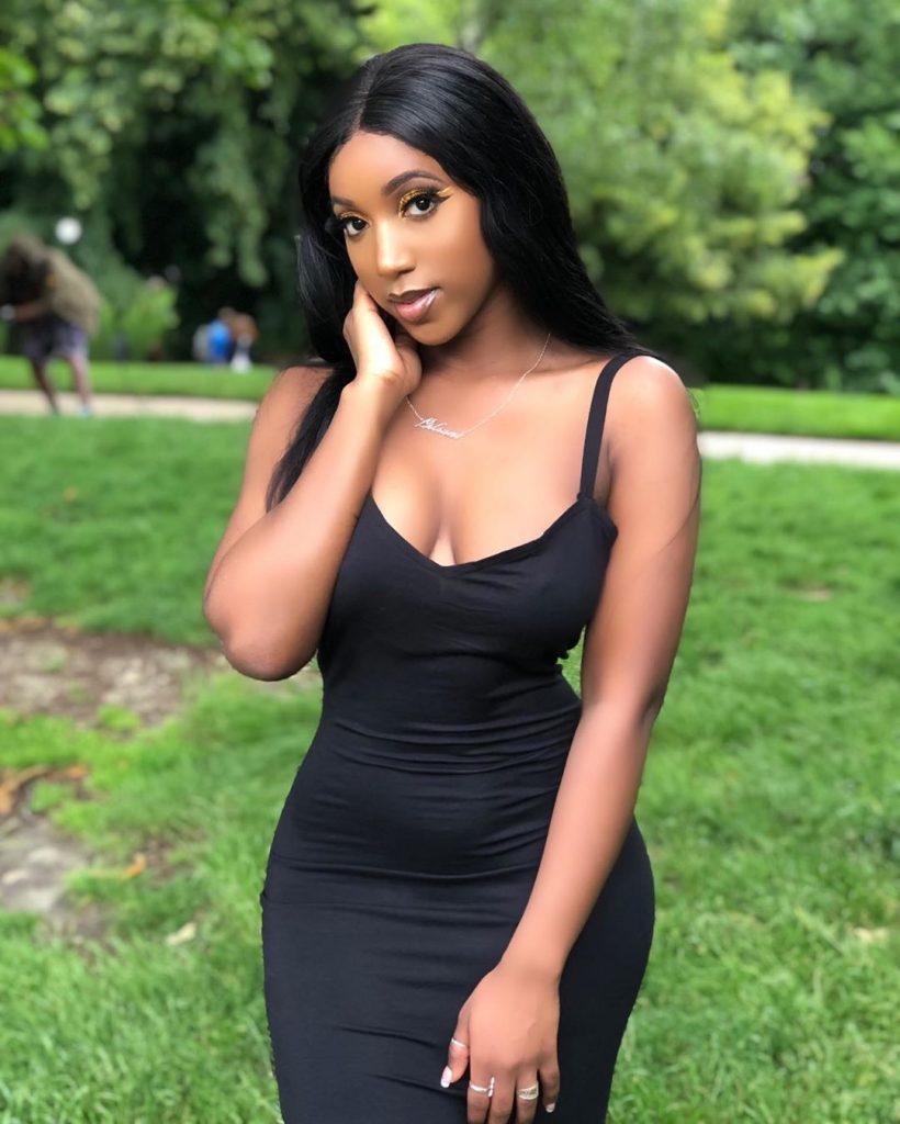 (10 Photos) Liliane Maroune, la fille de Dj Edouardo qui fait jaser la toile