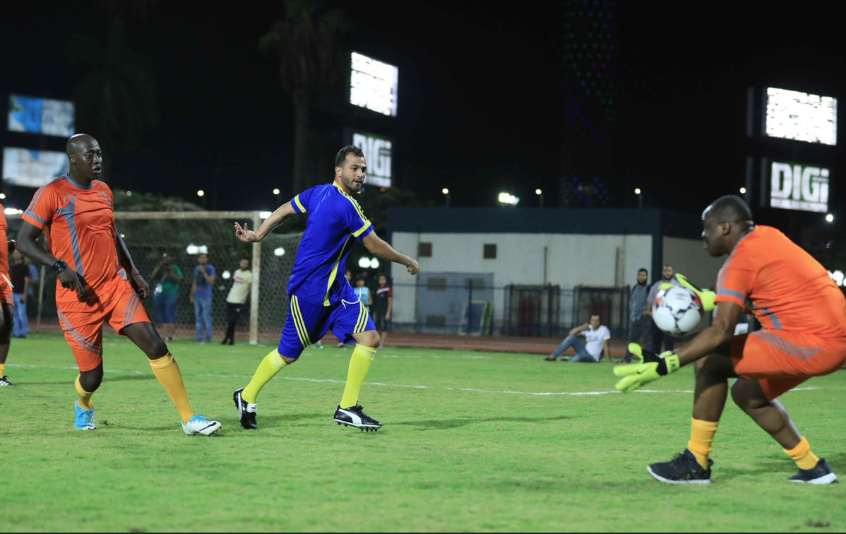 (09 Photos) Les légendes de la Caf ont remis les crampons pour un match de gala au Caire