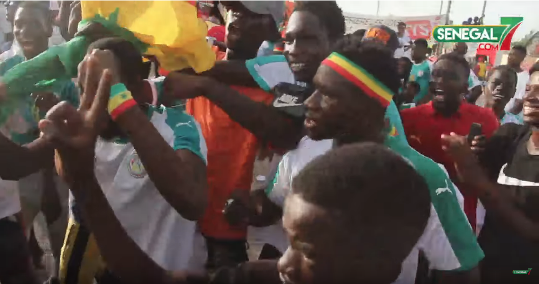 (Vidéo) L'euphorie des sénégalais après la qualification des Lions