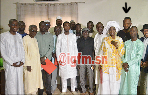 (Photos) Cheikhouna a coupé ses "rastas" pour faire...