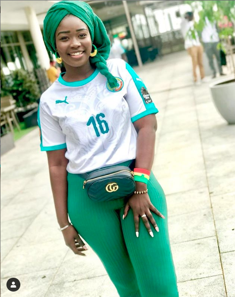 (40 Photos) - Finale Sénégal vs Algérie: les Supportrices sénégalaises les plus audacieuses