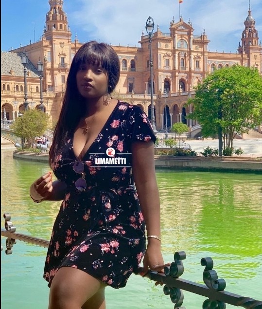 Cette Femme Qui Secoue Instagram 8 1