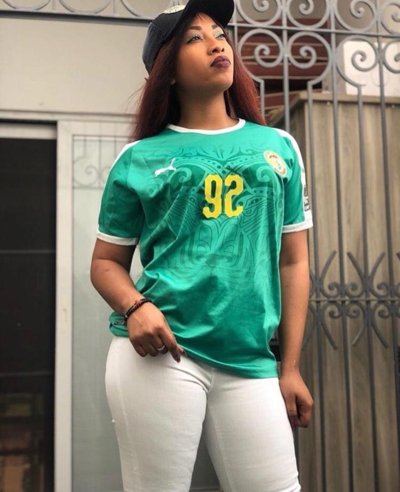 17 PHOTOS. Quand les supportrices sénégalaises portent autrement le maillot des « Lions »