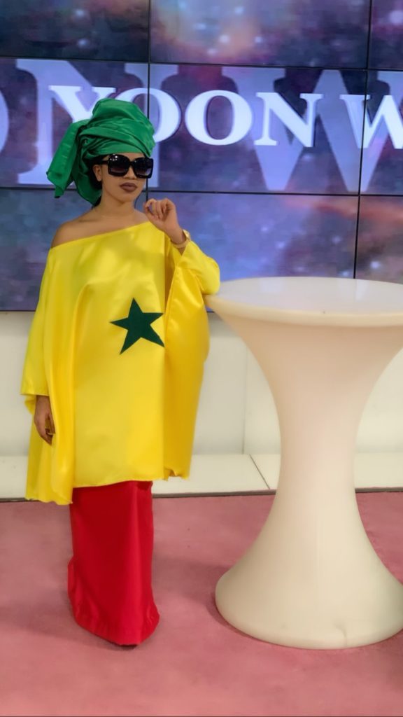 ( 05 Photos ) supportrice des « Lions » Admirez les dernières Photos de Ndeye Soxna