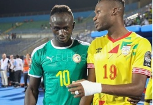 (09 Photos) Victoire du Sénégal : Sadio Mané console son ami Béninois