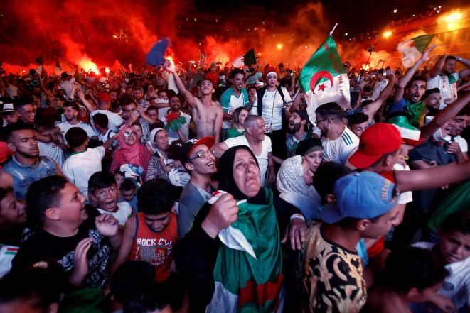 En Algérie: «On va gagner cette CAN, et ensuite notre liberté!»