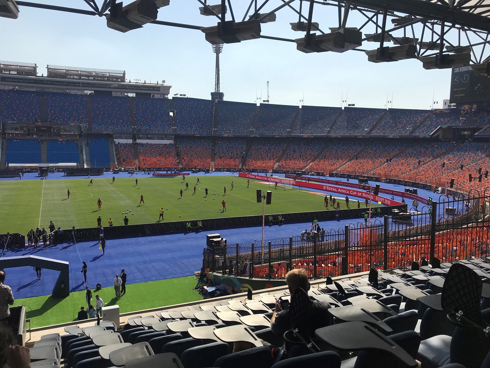 Can 2019-L'Egypte éliminé : Le gradins du stade du Caire se vident