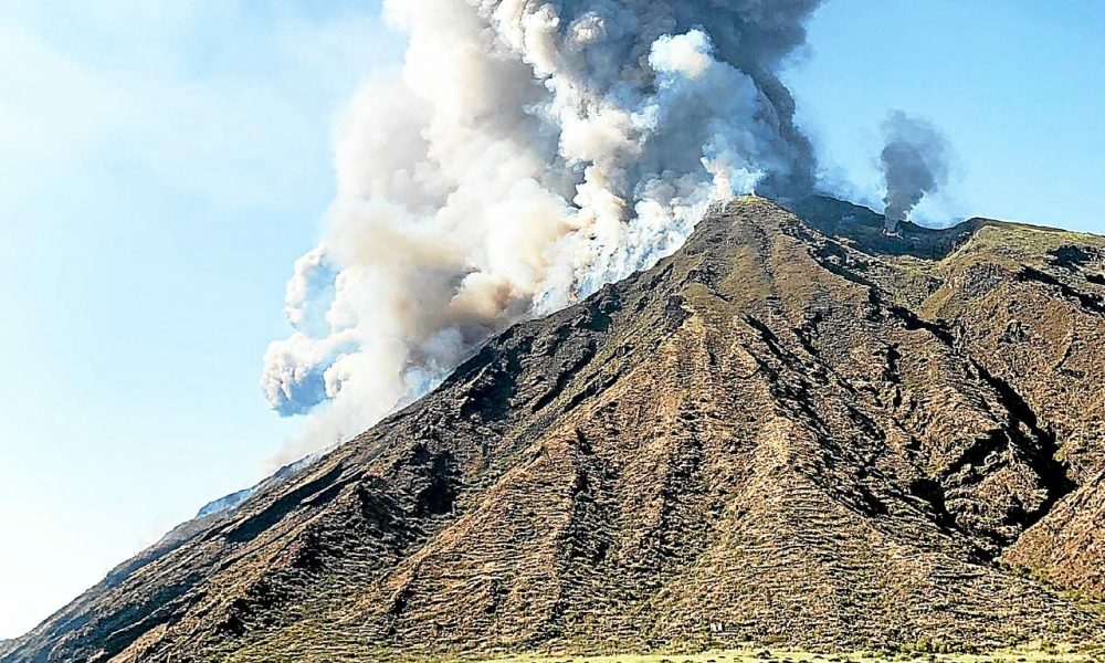 Italie: Randonneur tué, touristes en fuite... Après l'éruption du Stromboli, l'île se réveille sous les cendres