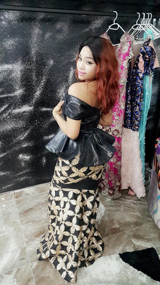 (05 Photos): Léna gueye, l’ex de Balla Gaye savoure la victoire des lions avec un très bel « sagnsé » à la clé !