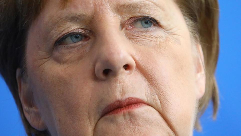 C'est aux Européens de désigner le DG du FMI, dit Merkel