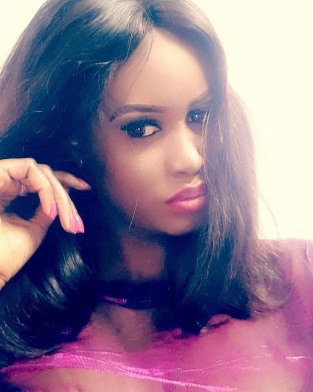 Mamacita La Sulfureuse Petite Soeur De Queen Biz2