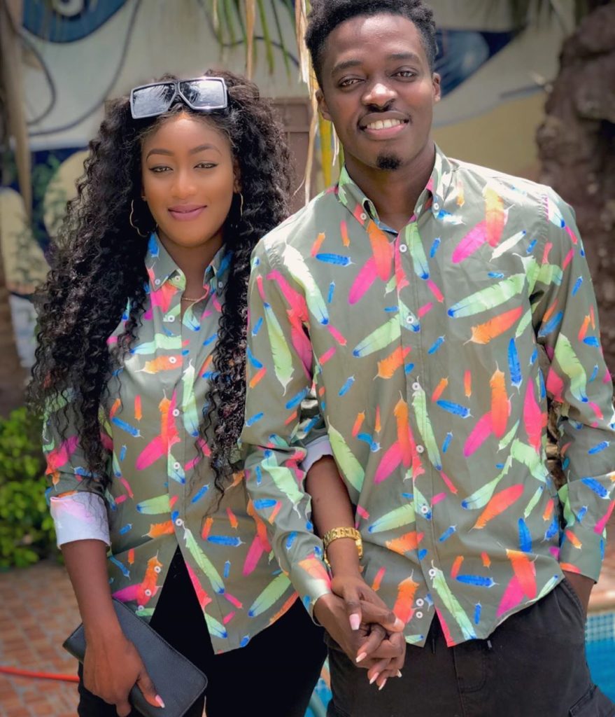 Pod Et Sa Femme 3 879x1024