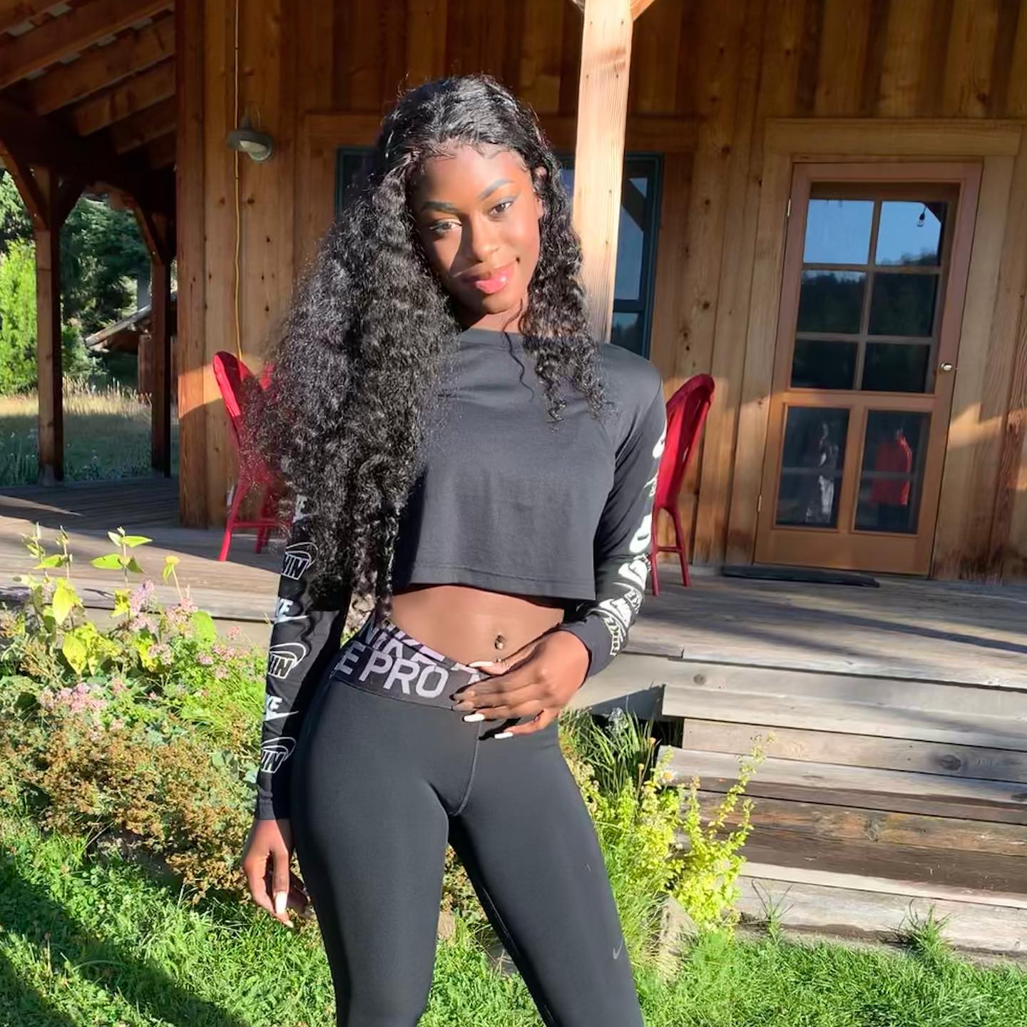 69038256 2533705603575587 2611253245959471104 O