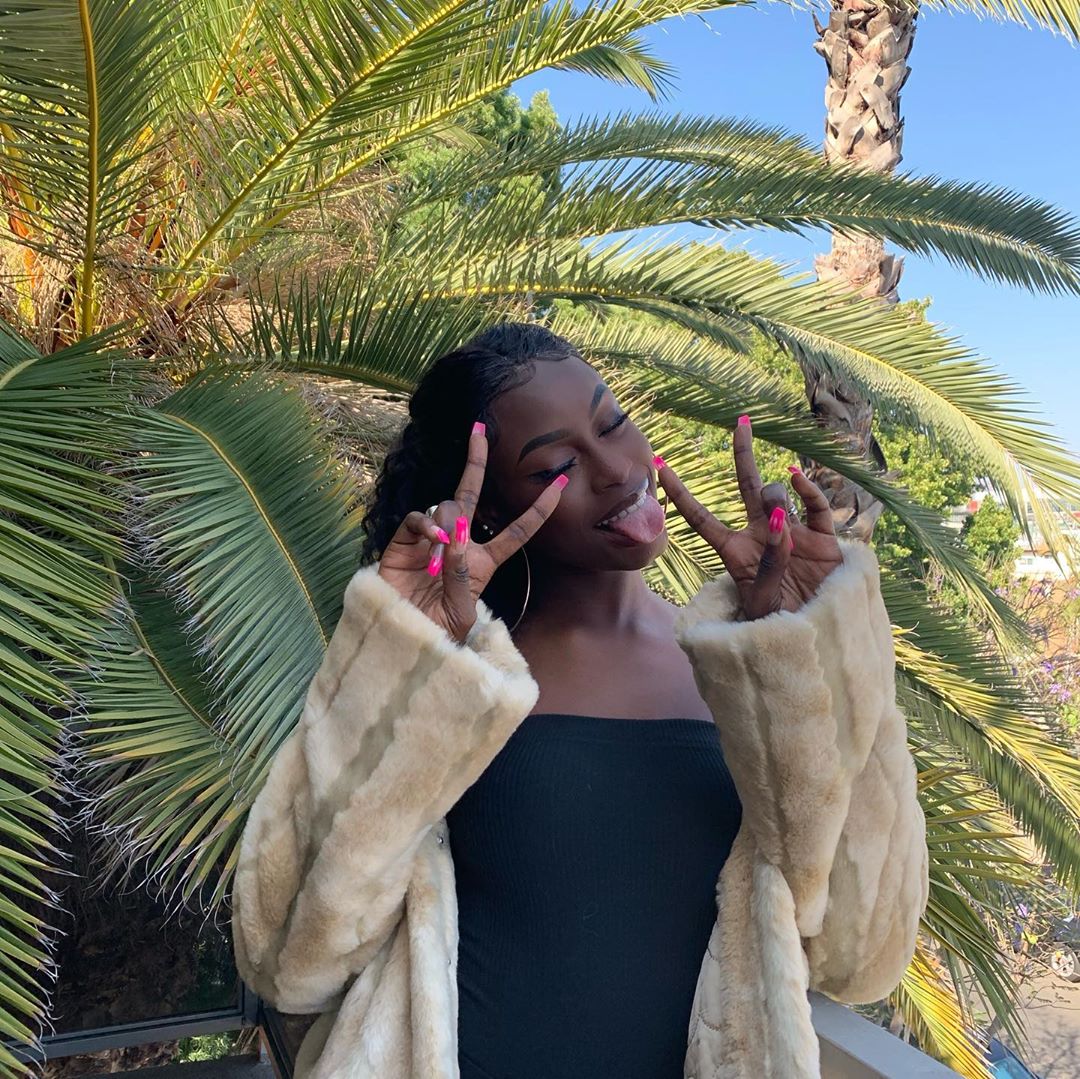 69636933 880728815641570 1977667180083391561 N