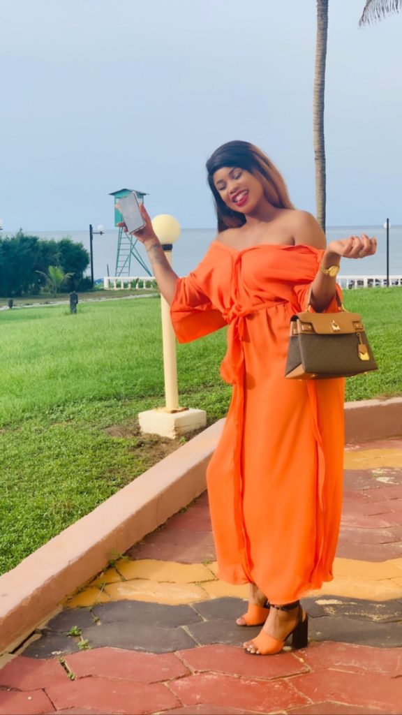 Marichou Actrice Senegalaise Dakarbuzz Pod Et Marichou 17 576x1024