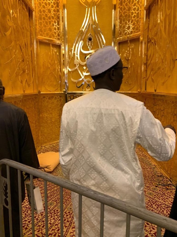 68681000 697644390756431 2919548678525943808 N