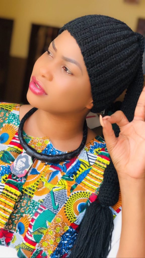 Marichou 16 576x1024