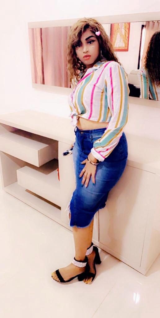 ( 10 Photos ) Rya Diallo, la nouvelle recrue de la Sentv … étale sa classe, elle respire la forme …