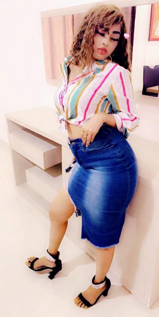 ( 10 Photos ) Rya Diallo, la nouvelle recrue de la Sentv … étale sa classe, elle respire la forme …