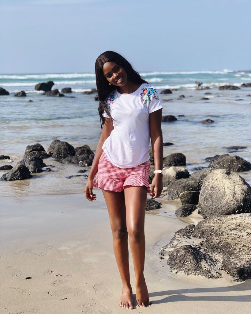 Anna Pod Et Marichou DAKARBUZZ SITE PEOPLE 7 820x1024