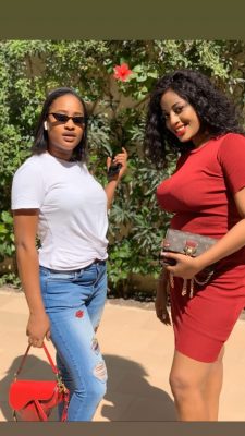 (13 Photos) Rencontre avec les fans: Les Actrices Betty et Esther Ndiaye en toute complicité