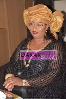 (03 Photos) Ta Leila , une vraie Jongoma qui brille dans ses tenues