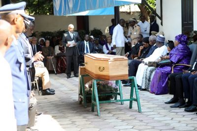 10 Photos – Les images de la levée du corps de l’épouse de Léopold Sédar Senghor, Colette Senghor