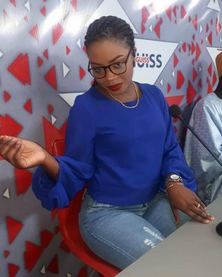 ( 07 Photos ) Safia, l’animatrice de Sen Tv toujours bien habillée