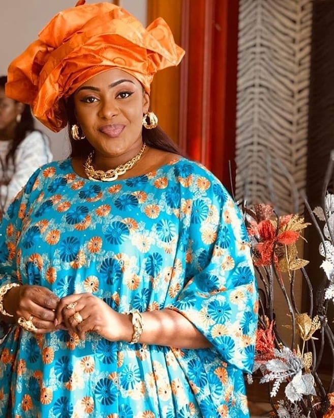 (11 Photos) L'actrice Adja enflamme la toile avec ses différentes "Sagnsés" sénégalaises