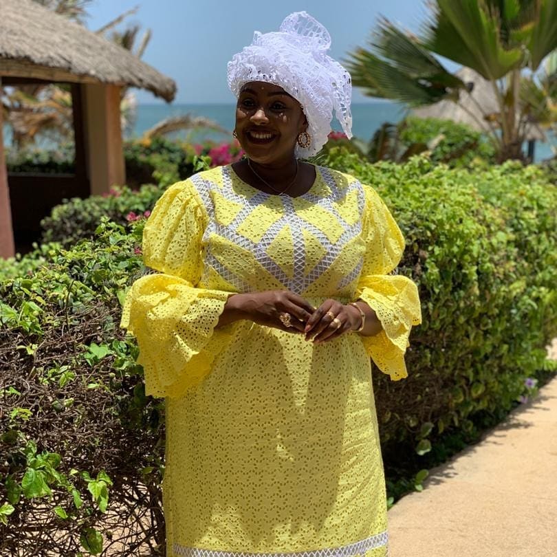 (11 Photos) L'actrice Adja enflamme la toile avec ses différentes "Sagnsés" sénégalaises