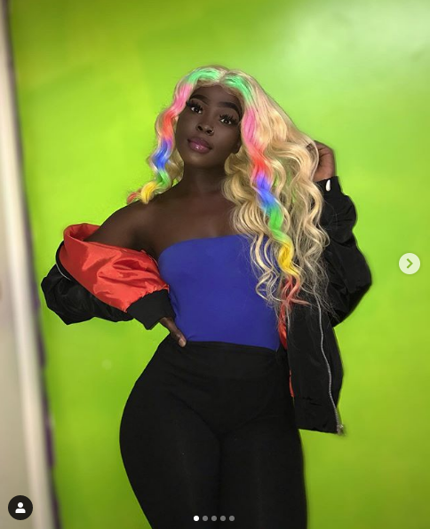 Photos : En tenues aguicheuses, La barbie noire Sénégalaise Oumy Diop secoue Instagram avec ses clichés torrides