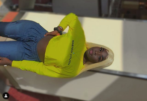 Photos : En tenues aguicheuses, La barbie noire Sénégalaise Oumy Diop secoue Instagram avec ses clichés torrides