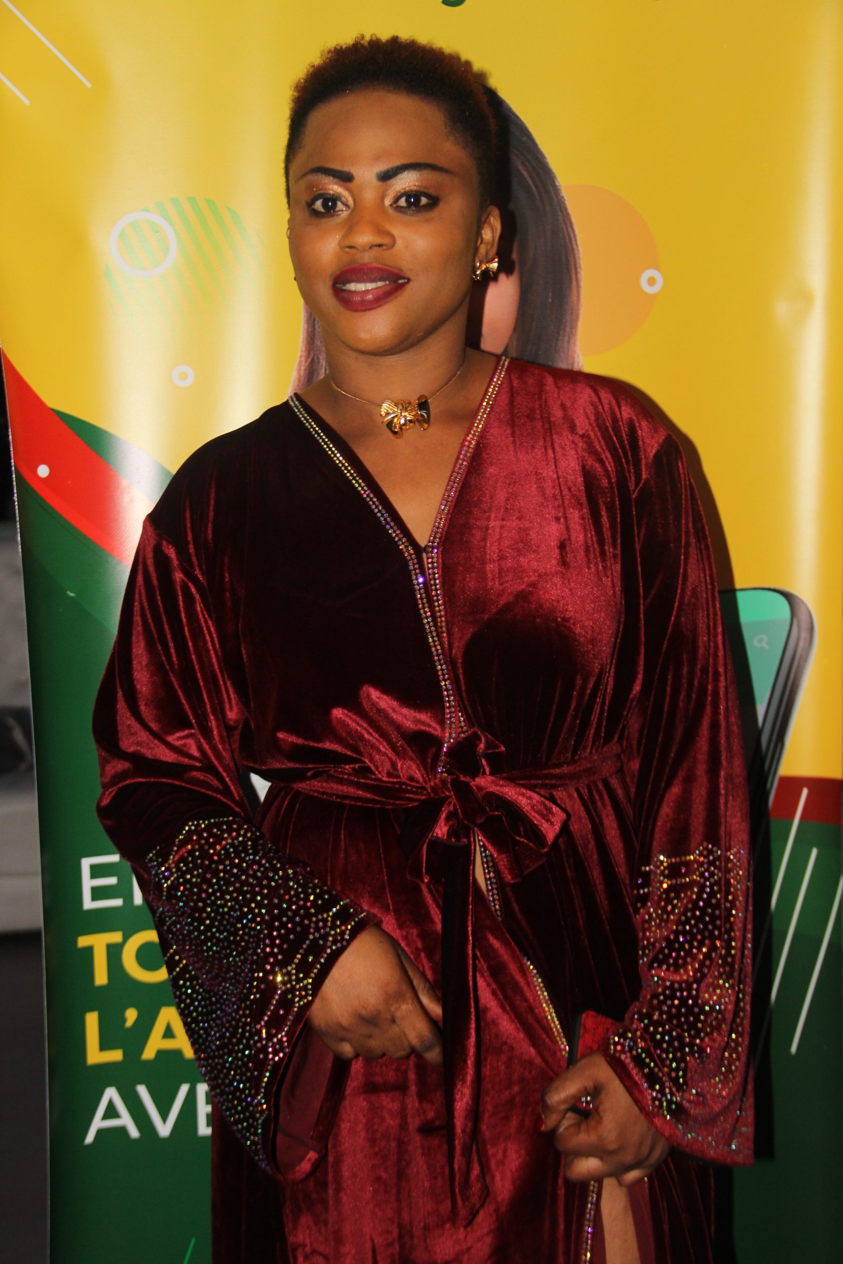 (50 Photos): Plateau spécial Noël au Baramundi - Les plus belles filles au rendez-vous