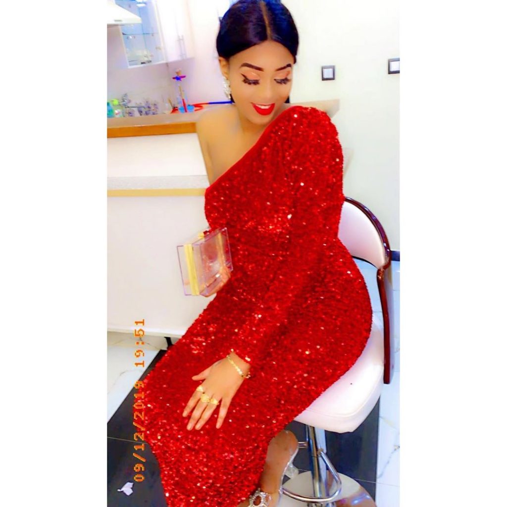 (05 Photos) Admirez Leina trés rayonnante dans son magnifique sagnsé