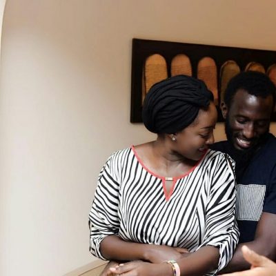 ( 05 Photos ) Momo en toute complicité avec son épouse Nafi