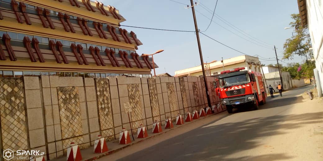 Ziguinchor : Un incendie s’est déclaré à la BCAO (photos)