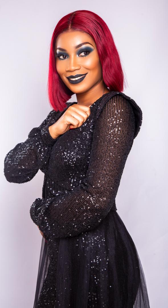 (09Photos) - Marie Louise de la série "belle mère" refait surface et devient plus belle que jamais