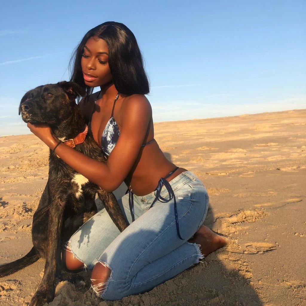 (03 Photos) :« dioumbakh out » et piercing , les nouvelles photos explosives de Diarra Sen Petit Gallé