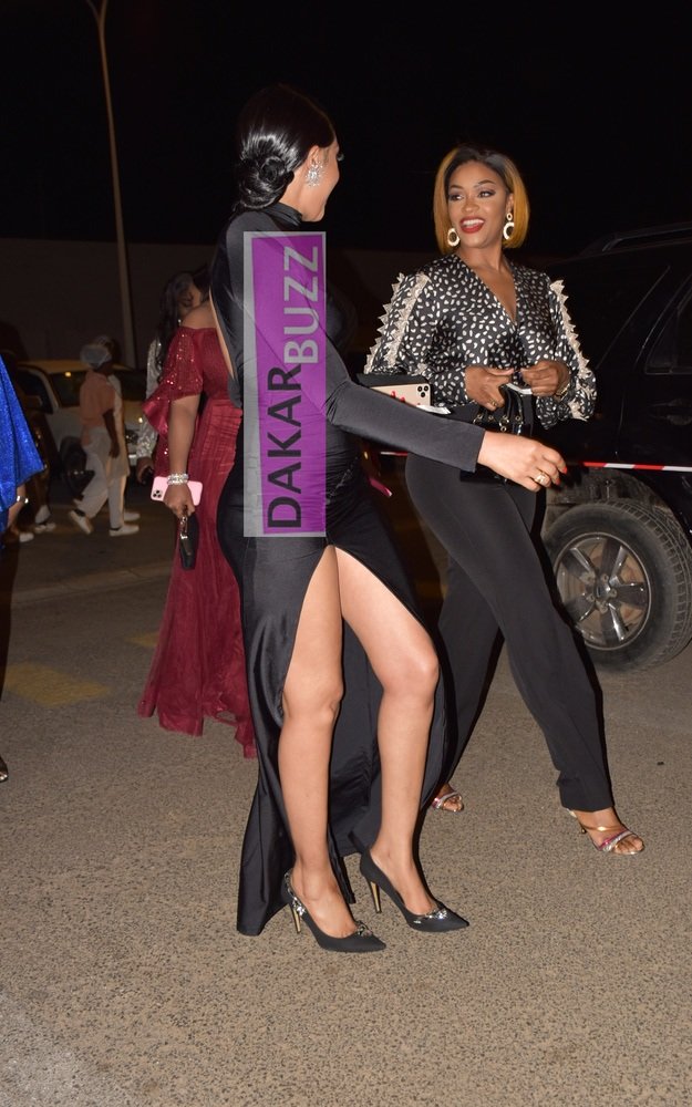 (04 photos) La Fente osée de Sokhna Aidara