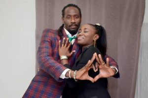 Surprise pour ses 40 ans : Carlou-D craque devant ses fans (Vidéo+ photos)