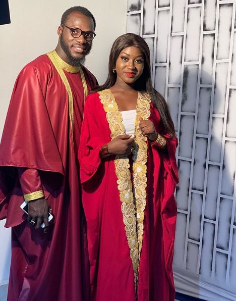 (10 Photos ) Qui est Yesni la belle fille sur le nouveau clip de Yousou Ndour ?