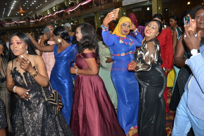Les images de la soirée de gala de Viviane Chidid hot et sexy avec l'amicale des femmes de la diaspora Gambienne.