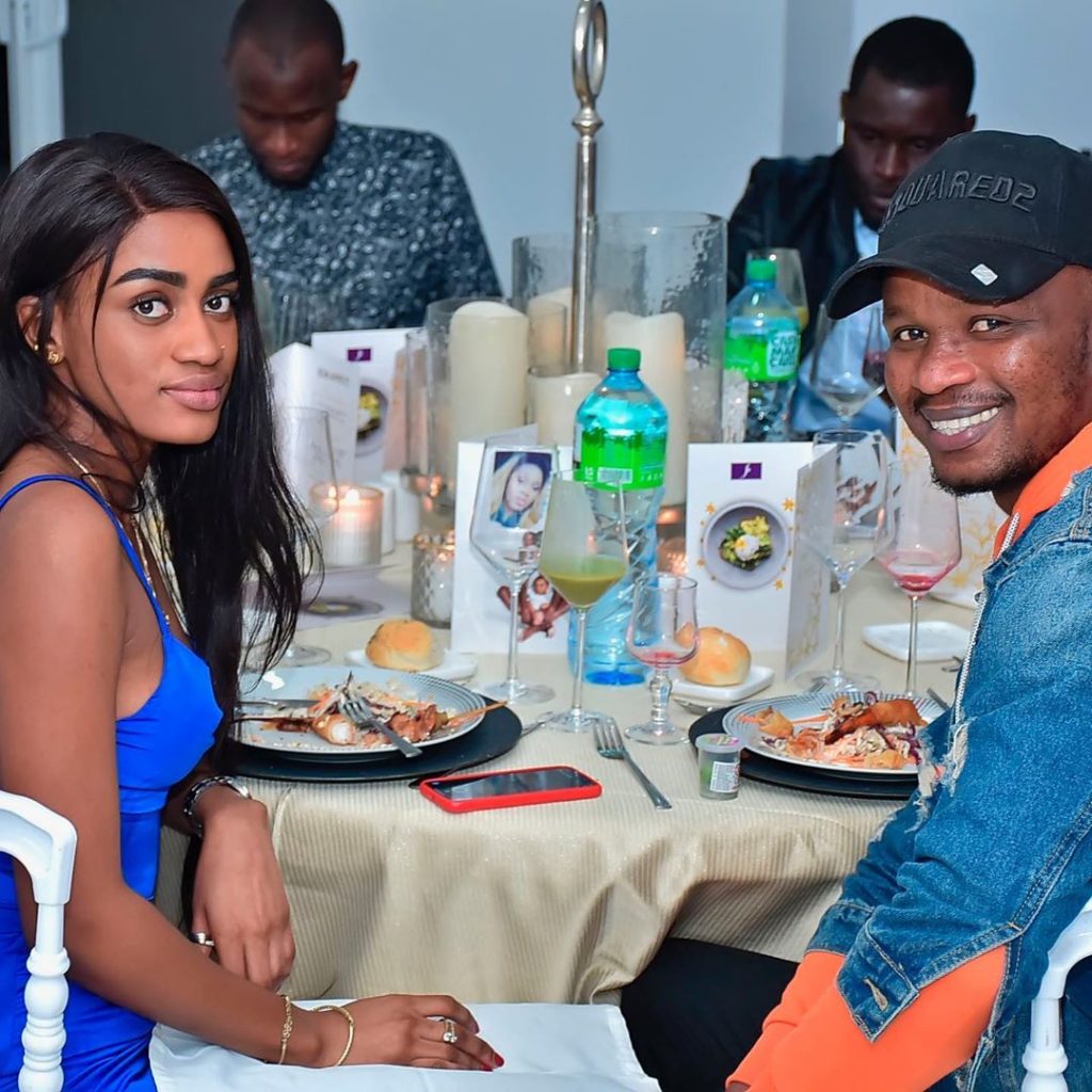 ( 05 Photos ) En toute complicité, Aïcha Ballago Seck s’affiche toute heureuse avec Diaga et sa sœur