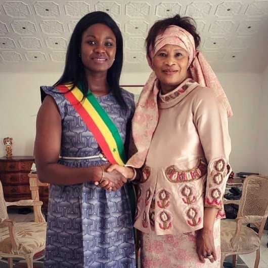 Assemblée: Me Aissata Tall Sall remet officiellement son «écharpe» à Marième Soda Ndiaye
