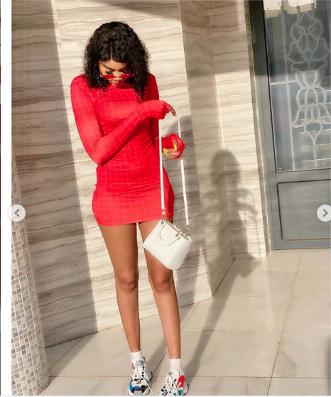 (30 Photos) - L'actrice Ngonish Cramel "Caramélise" la toile