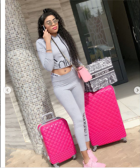 (30 Photos) - L'actrice Ngonish Cramel "Caramélise" la toile