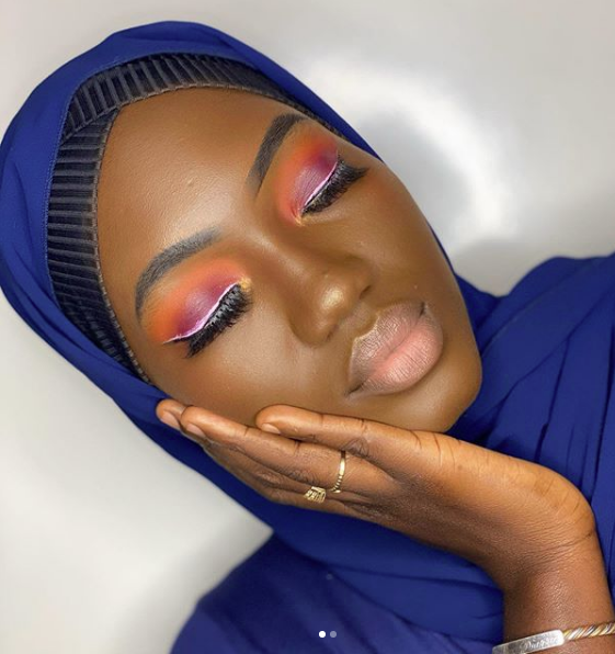 ( 15 PHOTOS ) Zoom sur Sokhna Diarra, la fille qui fait des dégâts sur Instagram avec son charme et sa beauté naturelle