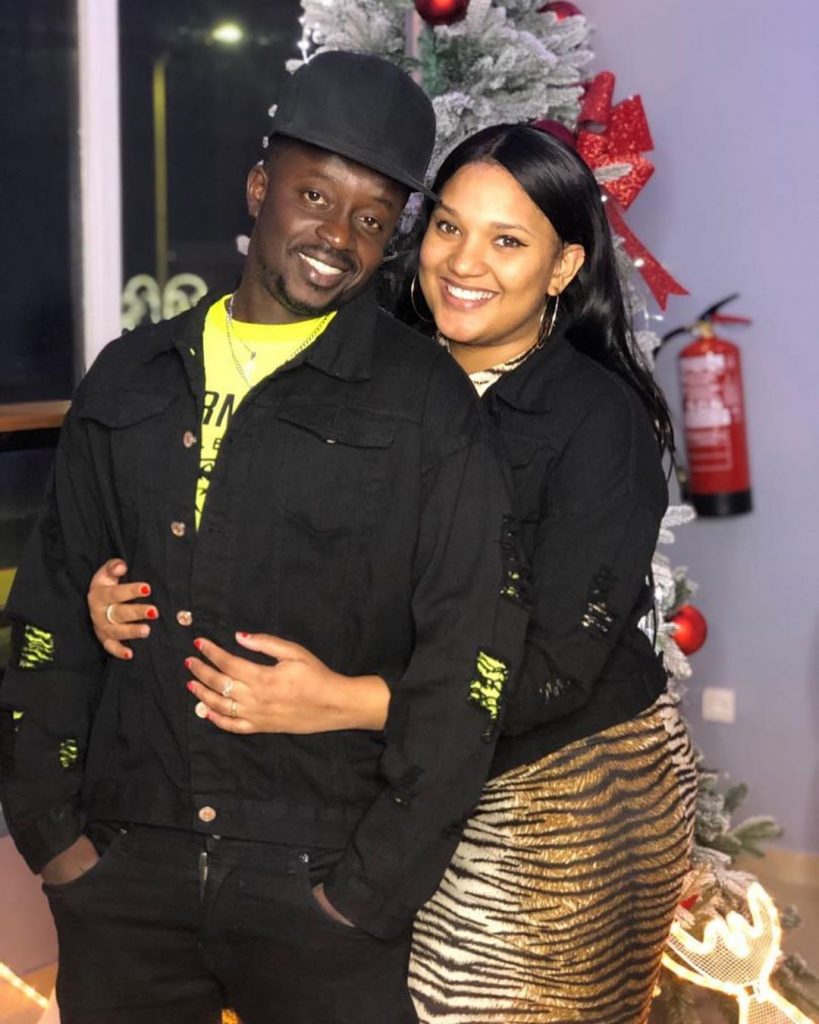 (09 Photos) Apres Pod et Marichou, Pi et Eva vivent le grand amour dans leur petit coin